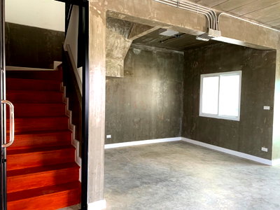 Townhouses for sale : Loft style house, townhome, 2 floors, width 7.7 meters.