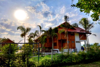 บ้านเดี่ยว วิทยาลัยอาชีวศึกษาธนบุรี : Ph0270 ขายบ้านสวนรีสอร์ท เป็นบ้านไม้ทรงไทยประยุกต์ 2 ชั้น ( 1 ชั้นลอย ) 2 ไร่ 37 ตรว. 4 นอน 3 น้ำ 35 ลบ.