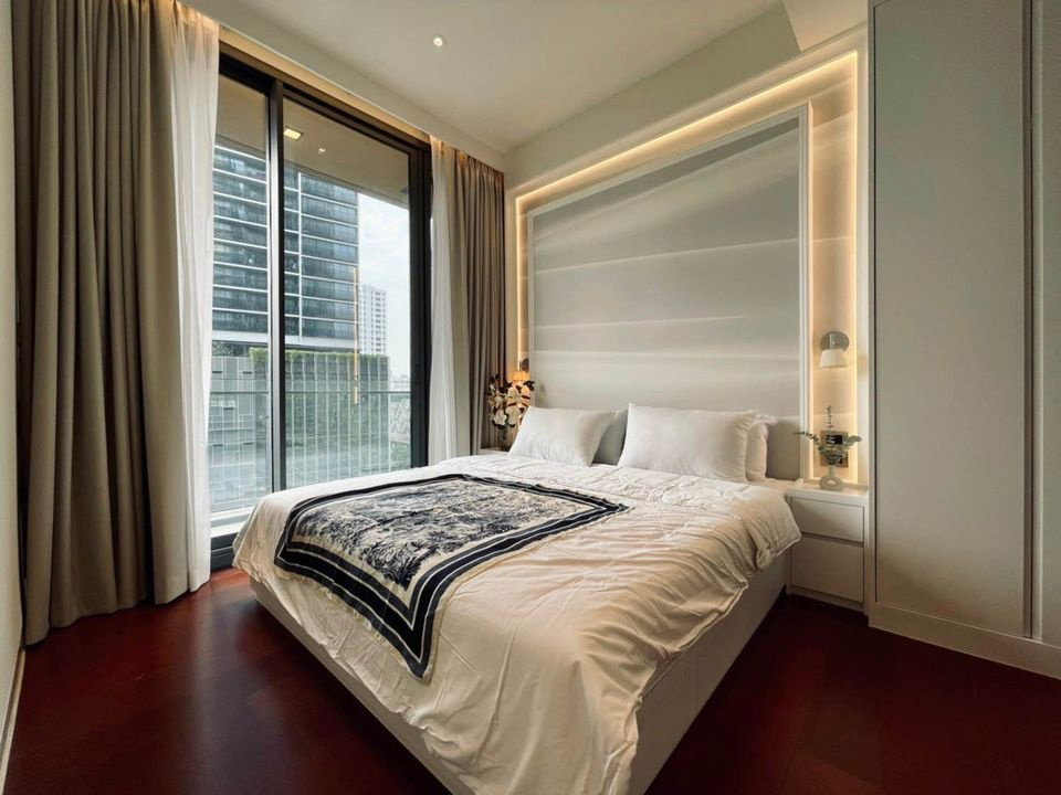 รูป For rent Khun by Yoo ทองหล่อ ห้องตกแต่งครบ สวยหรู วิวโล่ง เฟอร์นิเจอร์และเครื่องใช้ไฟฟ้าครบ LH-RW4132 - รูปที่ 1/8