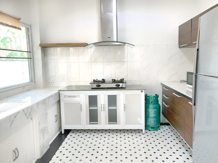 picture House for rent, Koolpunt Ville 6, good price, minimal type - 47/49