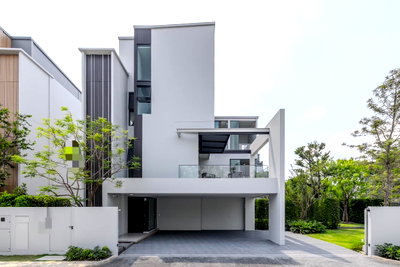 บ้านเดี่ยวให้เช่า : FOR RENT บ้านหรูในโครงการ Vive กรุงเทพกรีฑา ตกแต่งสวยพร้อมหิ้วกระเป๋าเข้าอยู่ - RW004152