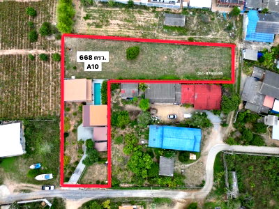 Land for sale Hui Yai Road  : Land in Pattaya, Huai Yai, 668 sq m. with house and swimming pool, great location, Chonburi.