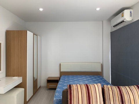 For rent condo ready to move in