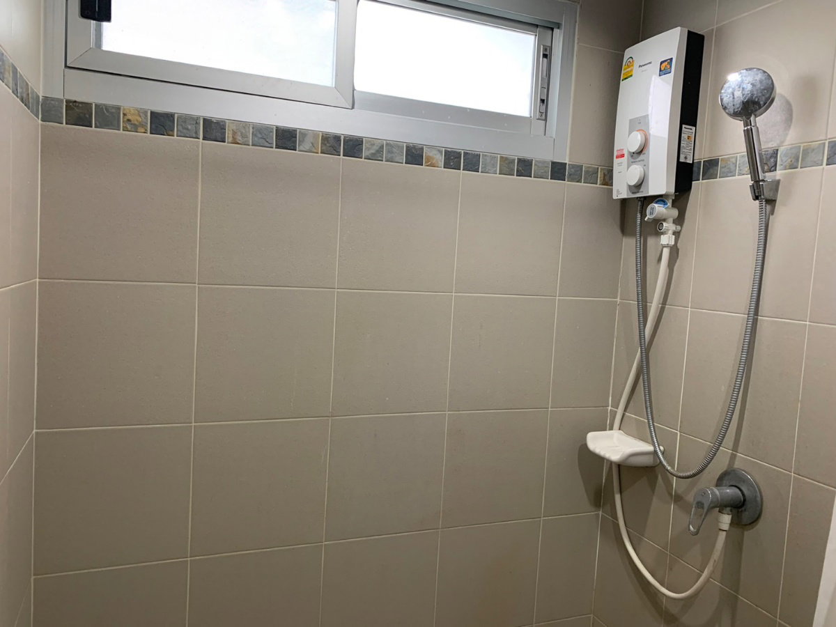 picture For rent condo ready to move in - 10/10