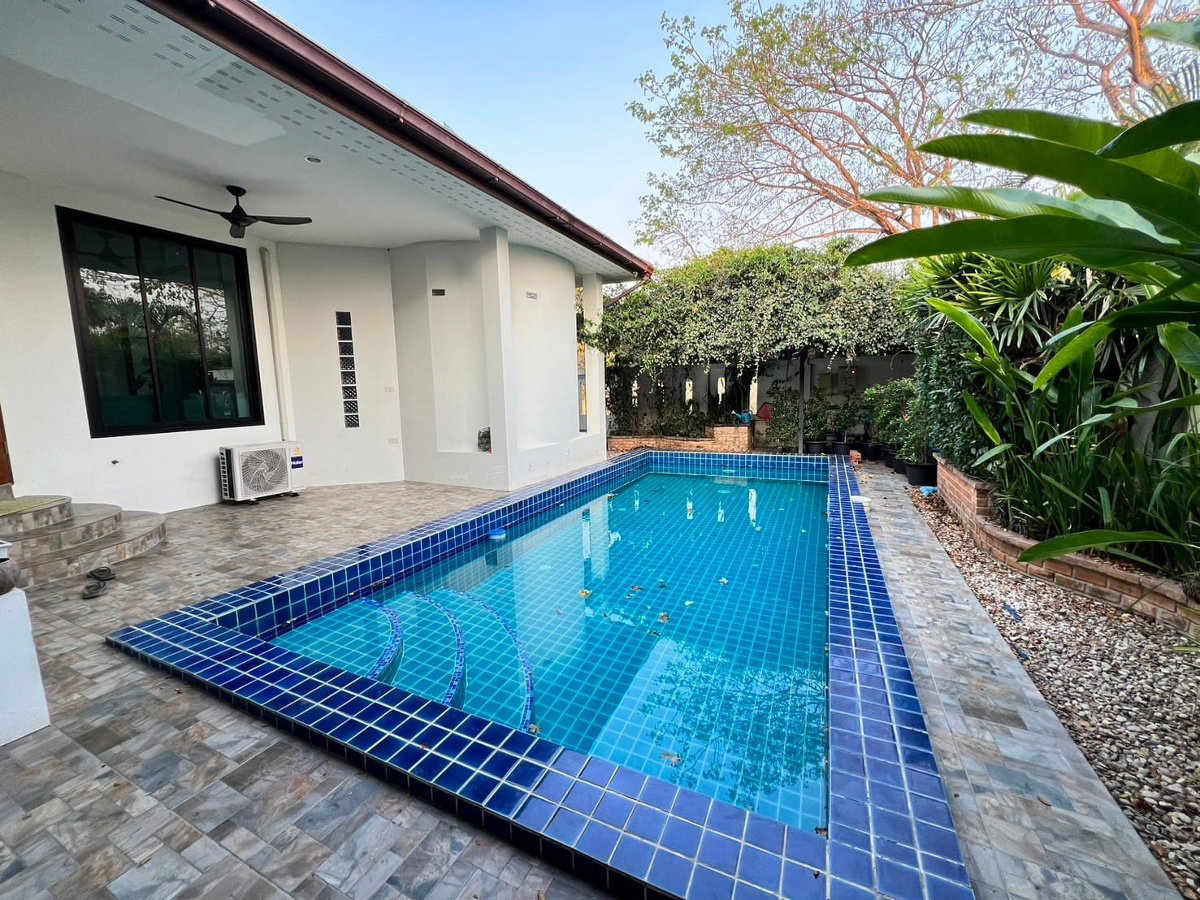 picture Pool villa for rent, Feel Baan Suan, in the Ban Wang Tan project, Chiang Mai. - 9/17