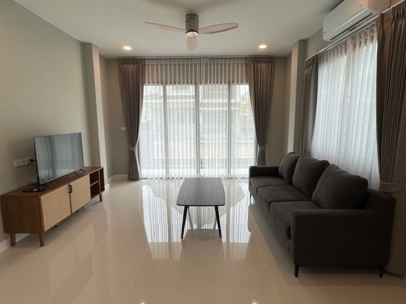 picture House for rent , warm feeling In Graceland Village, Chiang Mai - 2/10