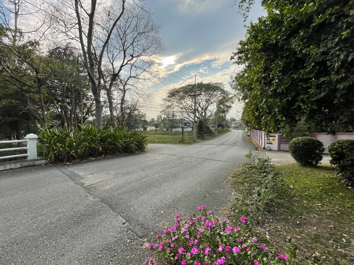 รูป ขายที่ดิน 99.5 ตร.ว (แปลงมุม ติดถนน 2 ด้าน) หมู่บ้านริมน้ำ อำเภอเมือง เชียงใหม่ ต.สันผีเสื้อ ใกล้วงแหวนรอบนอก หมู่บ้านริมน้ำ น้ำไฟพร้อม - รูปที่ 19/20