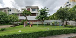 รูป Thanapat Haus Sathorn - Narathiwas  - รูปที่ 3/5