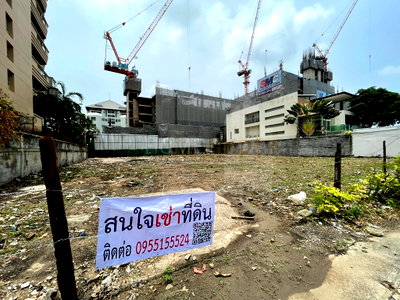 Land for rent DONKI Mall Thonglor   : Land Sukhumvit 62/1 studio, for rent