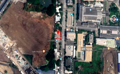 Land for rent โลตัสเอ็กเพลส(สุทธิสาร) : Land for rent in Huai Khwang studio, for rent