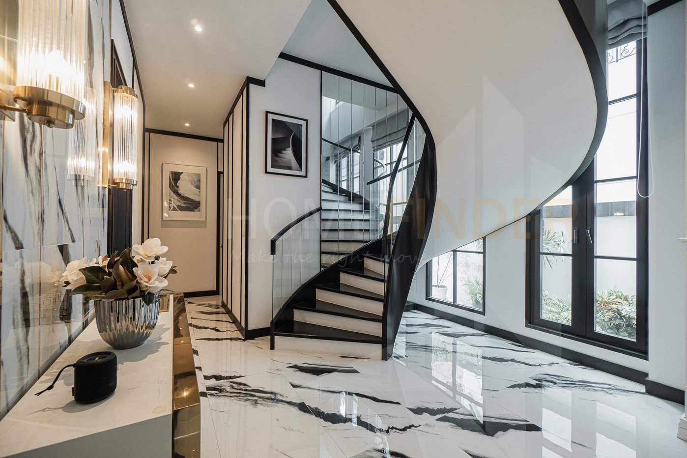 รูป Maison Blanche Sukhumvit 67 4 bedrooms, for sale - รูปที่ 2/10