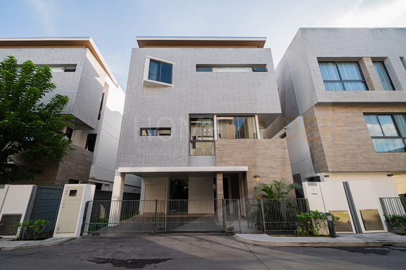 Houses for rent : Parc Priva 4 bedrooms, for rent