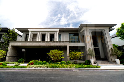 ขายบ้านเดี่ยว : Grand Bangkok Boulevard State Bangna 4 bedrooms, for sale