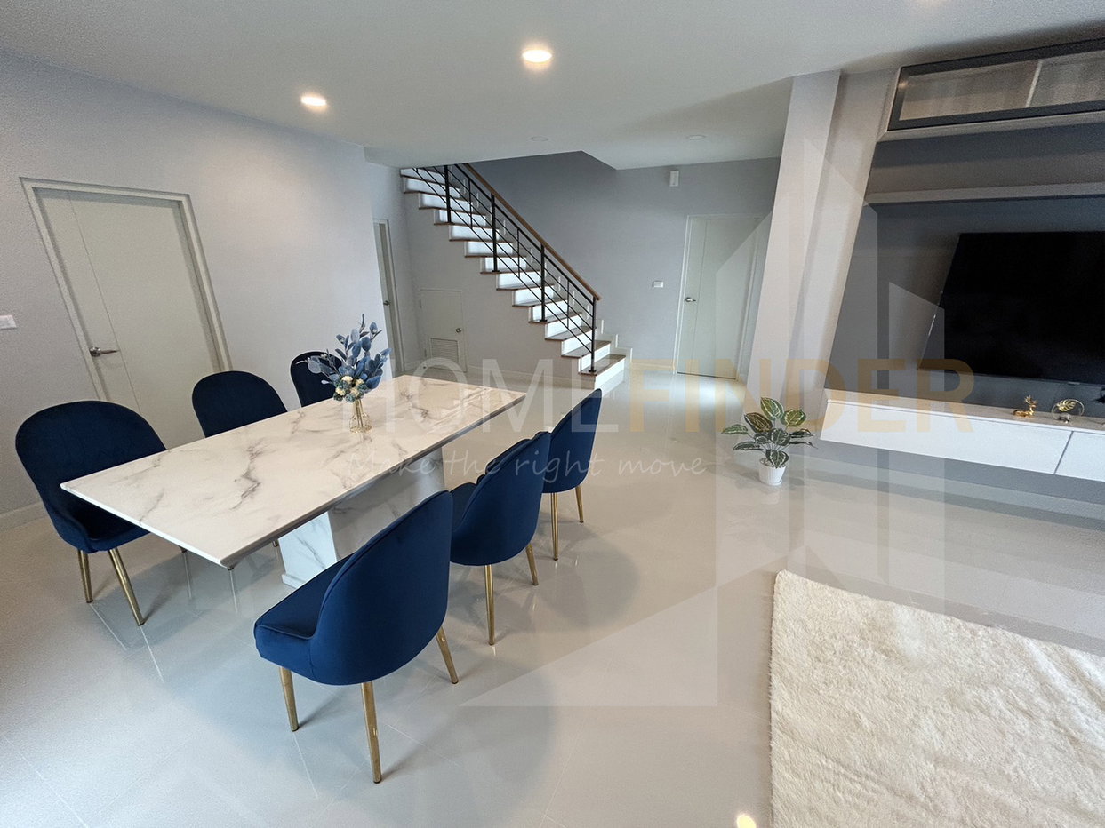 รูป Centro Bangna 4 bedrooms, for rent - รูปที่ 3/12