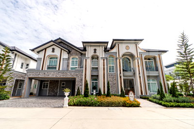 Houses for sale : Alpina Rama 2 5 bedrooms, for sale