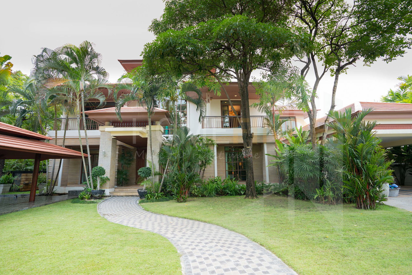 รูป Narasiri Pattanakarn 5 bedrooms, for sale - รูปที่ 21/44