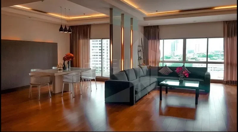 Condos for rent : Royal Residence Park 4 bedrooms, for rent