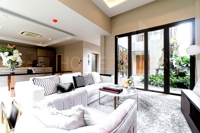 Houses for sale Watthana : Arna Ekkamai 65 - 4 bedroom house in Ekamai, Bangkok 4 bedrooms, for sale