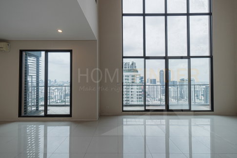 Villa Asoke 4 bedrooms, for sale
