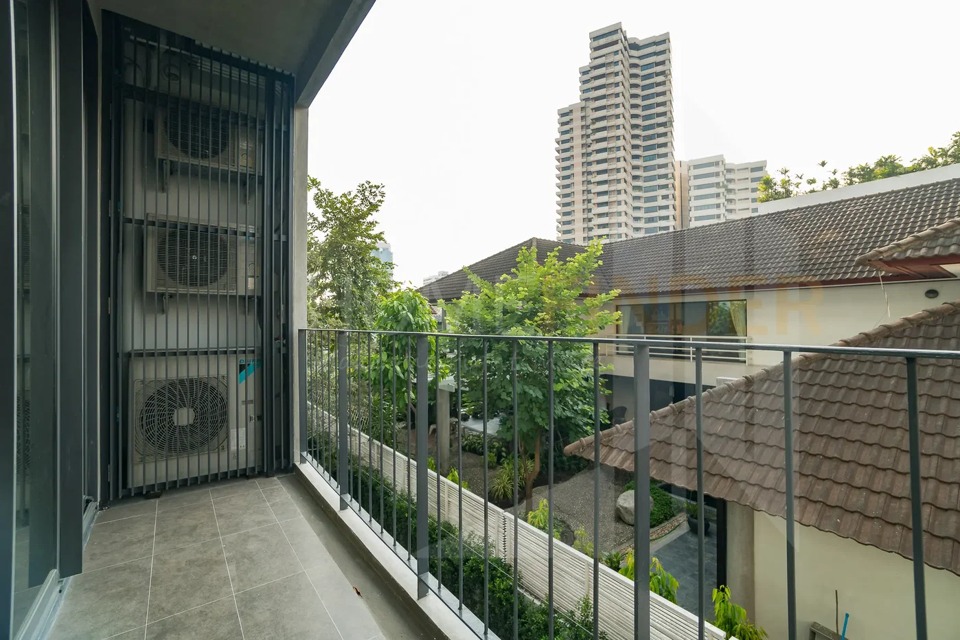 รูป Vana Residence Sukhumvit 26 2 bedrooms, for rent - รูปที่ 3/17