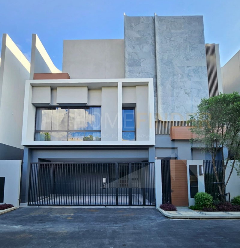บ้านเดี่ยวให้เช่า : BUGAAN Krungthep Kreetha 4 bedrooms, for rent