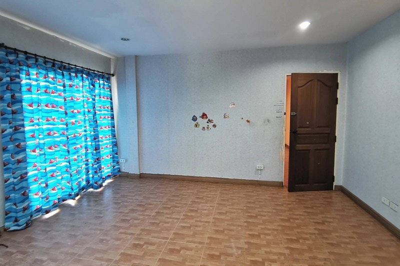 รูป ขาย บ้าน ทาวน์โฮม 2 ชั้น 2 หลังติดกัน รังสิต บางพูน 51 ตรว 128 ตรม 3 ห้องนอน ใกล้รถไฟฟ้าสายสีแดงสถานี รังสิต และ ฟิวเจอร์พาร์ค : EL24S-030  - รูปที่ 8/10