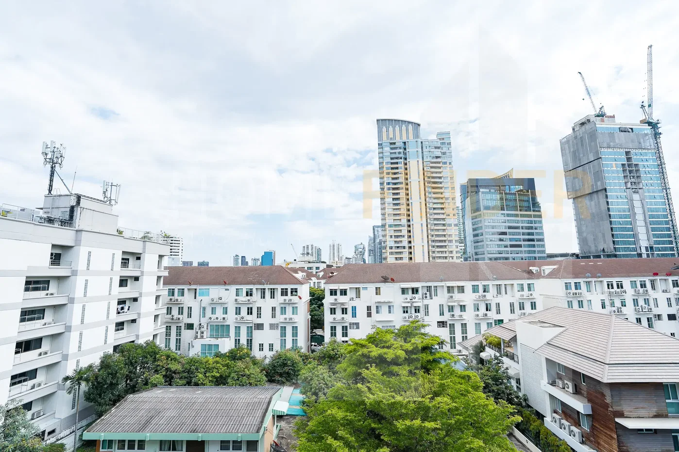 รูป Jitimont Residence 2 bedrooms, for rent - รูปที่ 3/24