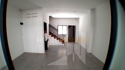 เช่าทาวน์โฮม ม.นวมินทราธิราช : Sriyan Townhome 5 bedrooms, for rent