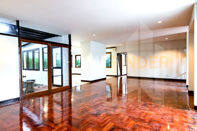 เช่าบ้านเดี่ยว เจ อเวนิว ทองหล่อ : House Thonglor 1 4 bedrooms, for rent