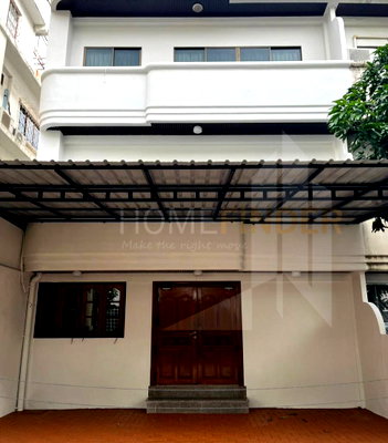 เช่าบ้านเดี่ยว เขตยานนาวา : House in Sathupradit 4 bedrooms, for rent
