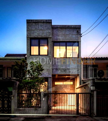 เช่าทาวน์โฮม วิทยาลัยพณิชยการอินทราชัย : Townhome in Soi Soonvijai 2 bedrooms, for rent