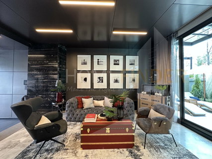 95E1 4 bedrooms, for sale