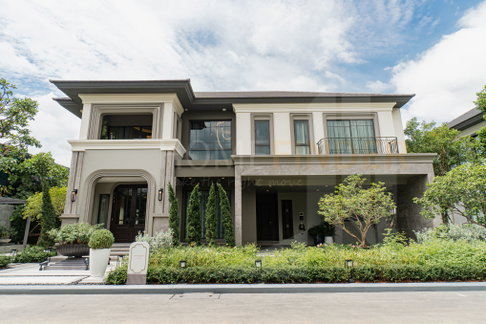 Grand Bangkok Boulevard Krungthepkreetha 4 bedrooms, for sale
