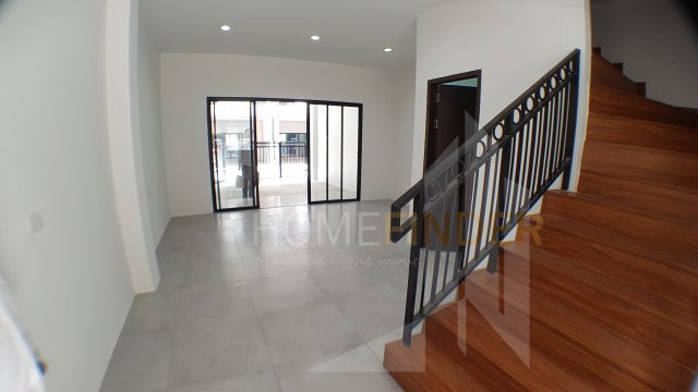 รูป Sriyan Townhome 5 bedrooms, for rent - รูปที่ 6/8