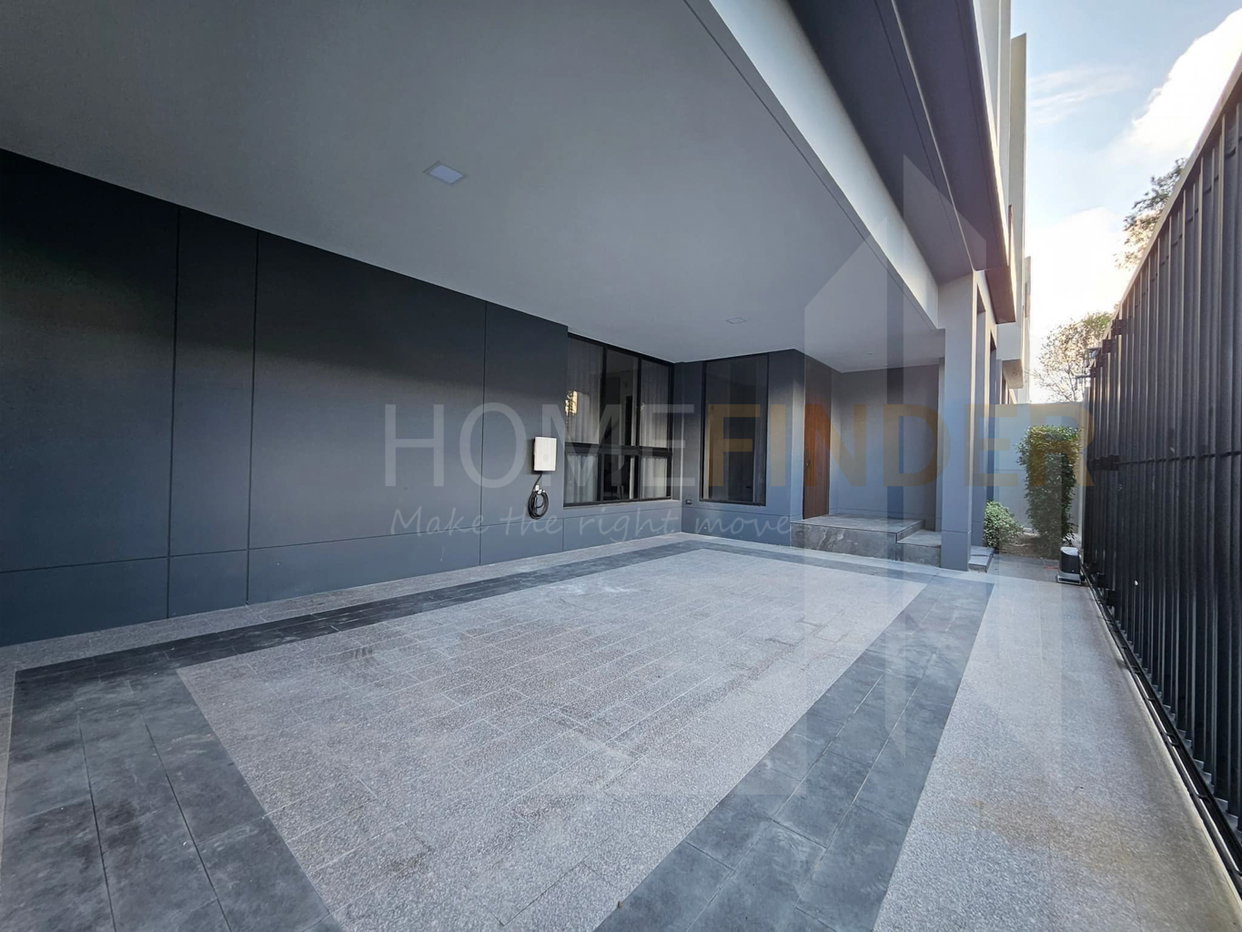 รูป BUGAAN Krungthep Kreetha 4 bedrooms, for rent - รูปที่ 2/9