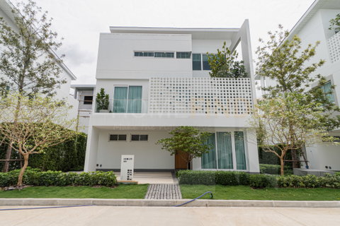 Nirvana ABSOLUTE Krungthep Kreetha 4 bedrooms, for sale