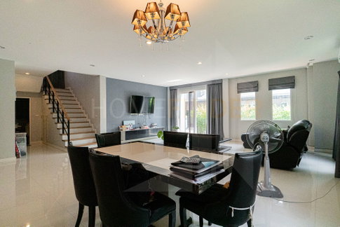 Tara Ratchaphruek-Pinklao 4 bedrooms, for sale