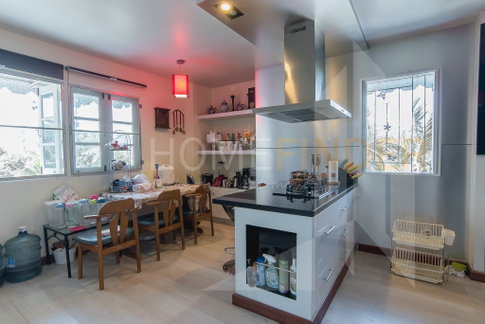 Green Place Aree - 3 Bedrooms for Sale in Phayathai, Bangkok 3 bedrooms, for sale