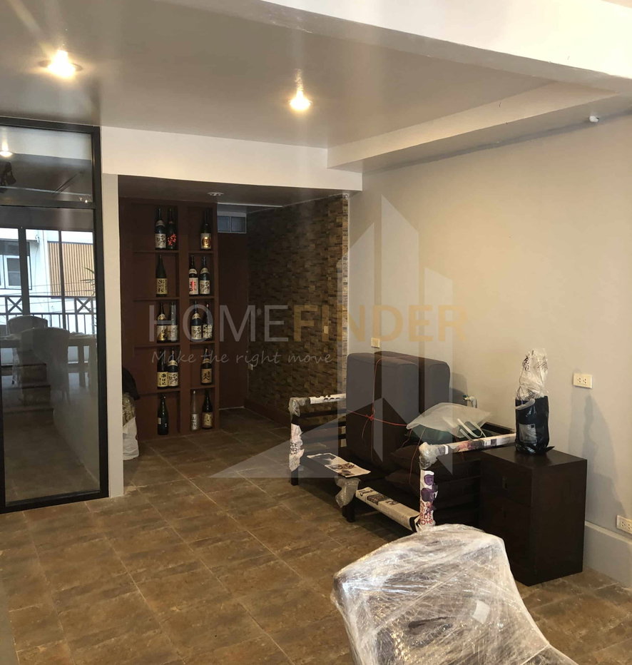 รูป Townhouse Sukhumvit 33 3 bedrooms, for rent - รูปที่ 3/7