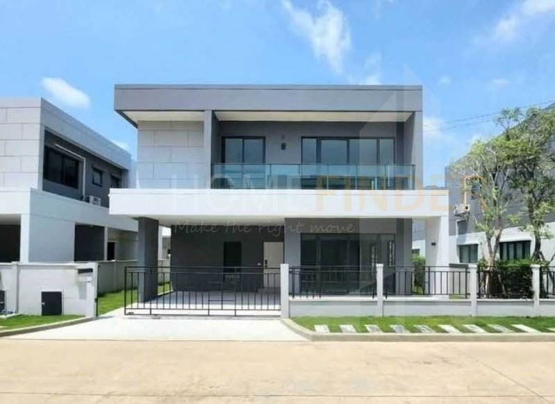 Houses for sale : Centro Bangna 4 bedrooms, for sale