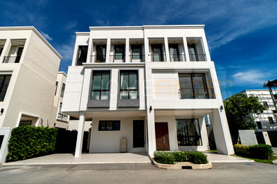 บ้านเดี่ยว สนามบินสุวรรณภูมิ : AERIE Srinakarin – Krungthep Kreetha 5 bedrooms, for sale