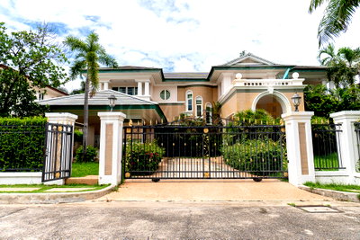 บ้านเดี่ยว วิทยาลัยดุสิตธานี : Laddawan Sukhumvit 103 - 5 bedroom house in Bang Na 5 bedrooms, for sale