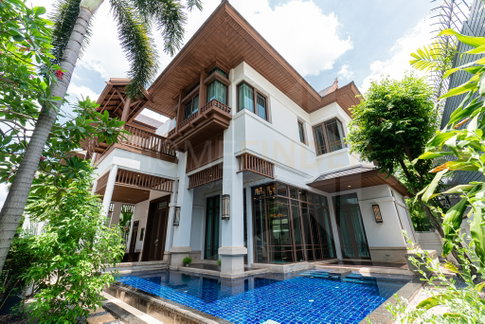 L&H Villa Sathorn - Beautiful 4 Bedroom house and swimming pool Sathorn, Bangkok 4 bedrooms, for rent
