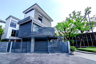 บ้านเดี่ยว ทาวน์ อิน ทาวน์ : The Honor 4 bedrooms, for sale