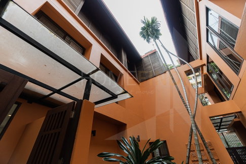 Raintree Village 4 bedrooms, for rent