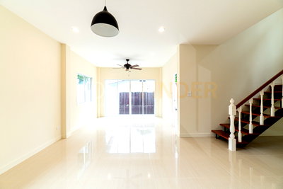 บ้านเดี่ยว ม.รามคำแหง 2 : 3 bedroom House for Sale in Chokchai 4 3 bedrooms, for sale