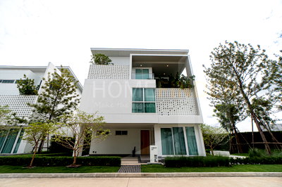 ขายบ้านเดี่ยว : Nirvana ABSOLUTE Krungthep Kreetha 4 bedrooms, for sale