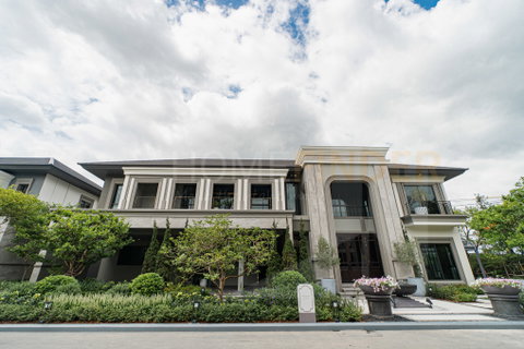 Grand Bangkok Boulevard Krungthepkreetha 5 bedrooms, for sale