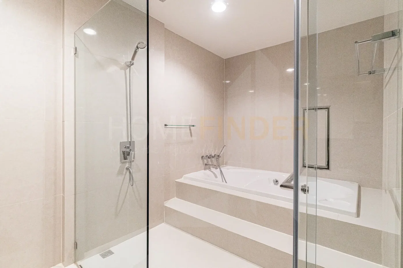 รูป Ploenruedee Residence 4 bedrooms, for rent - รูปที่ 11/22