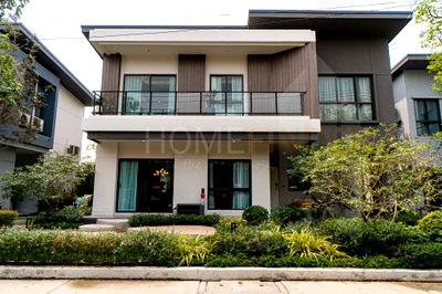 บ้านเดี่ยว แอร์พอร์ต ลิงค์  ลาดกระบัง : Venue ID Motorway-Rama 9 4 bedrooms, for sale